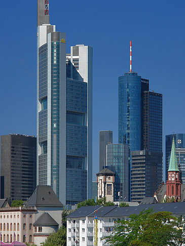 Commerzbank mit Maintower Fotos